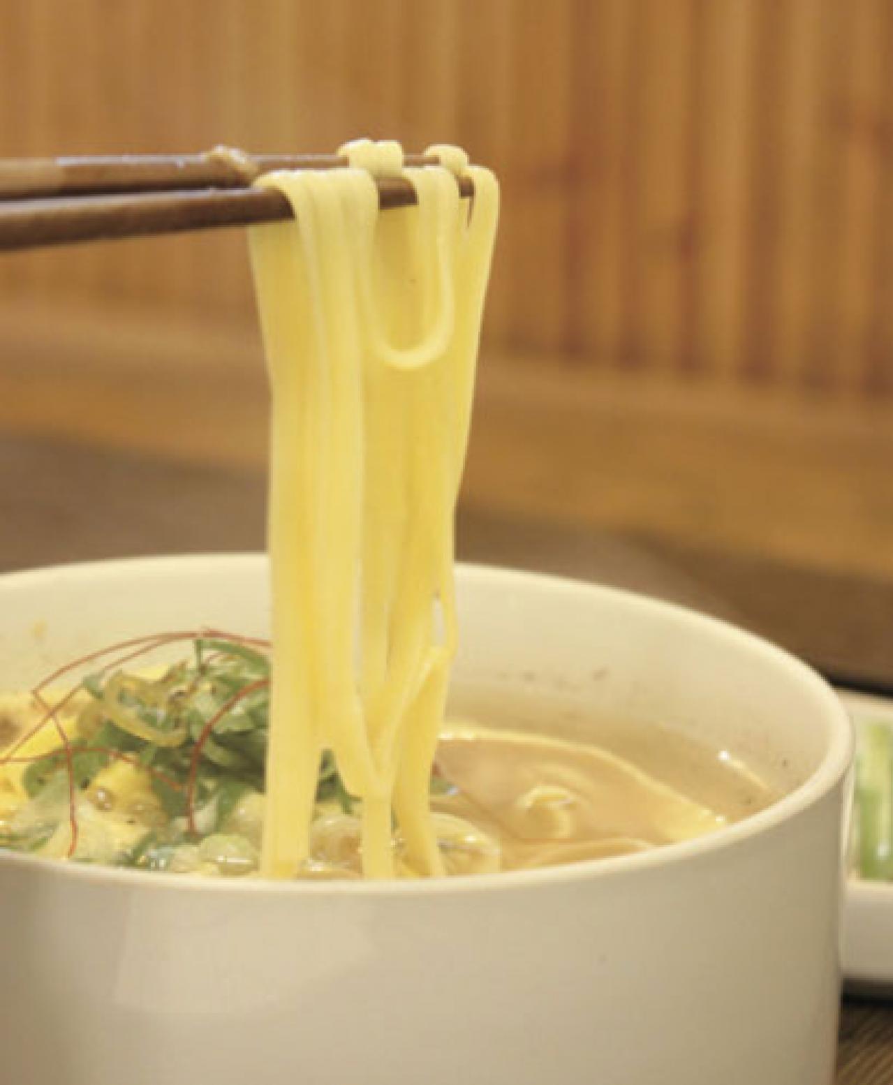 韓国ドラマあるある「豆もやしのスープ」は「愛の不時着」と「梨泰院クラス」のどのシーンに出てきた？（画像3）