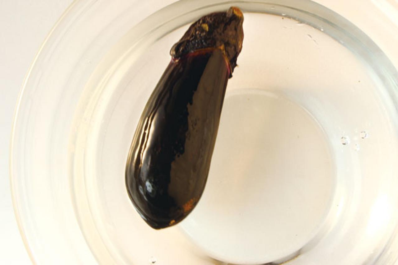 【なす】を長持ちさせる保存テクニック！鮮度キープ術と冷凍なすの簡単活用レシピ（画像3）