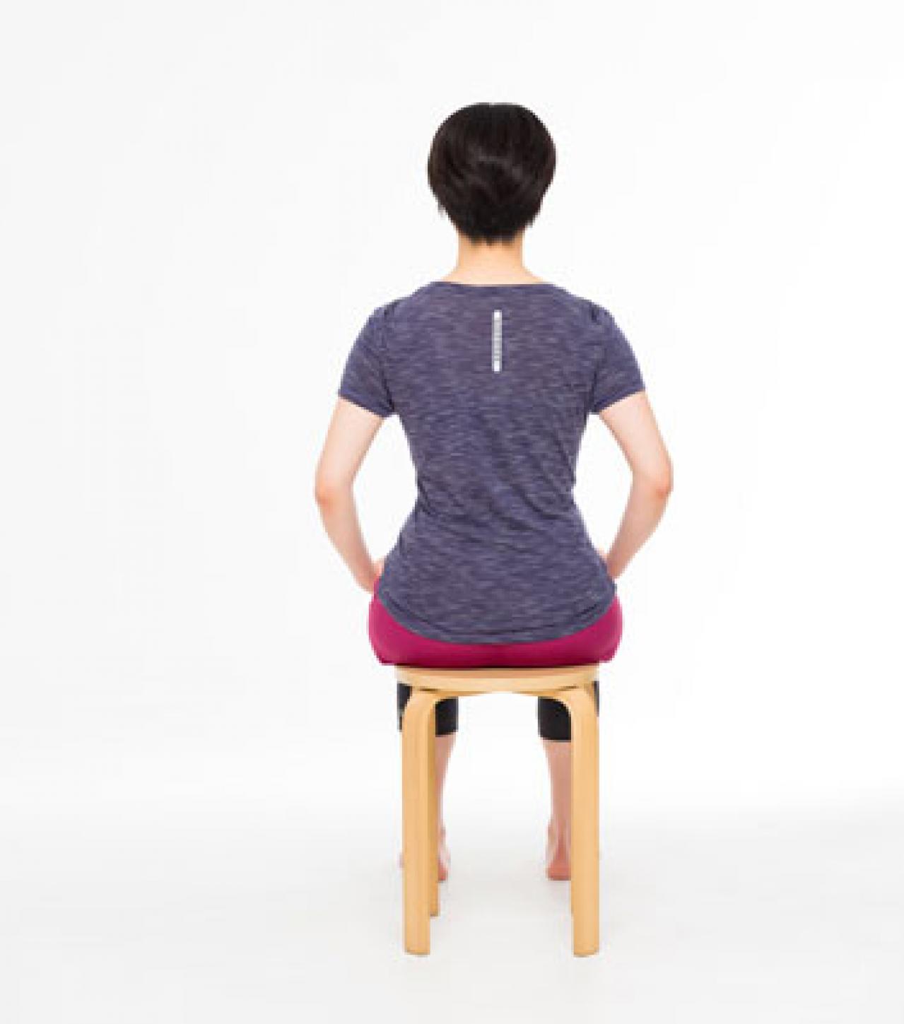 つい脚を組んでしまう人は、腰痛になりやすい！座ってできる簡単な腰痛予防法（画像6）