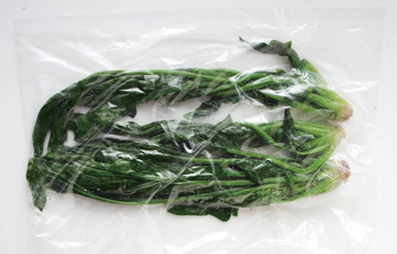 【ほうれん草】をぐったりさせない保存方法。冷蔵・冷凍・解凍の正解は？（画像3）