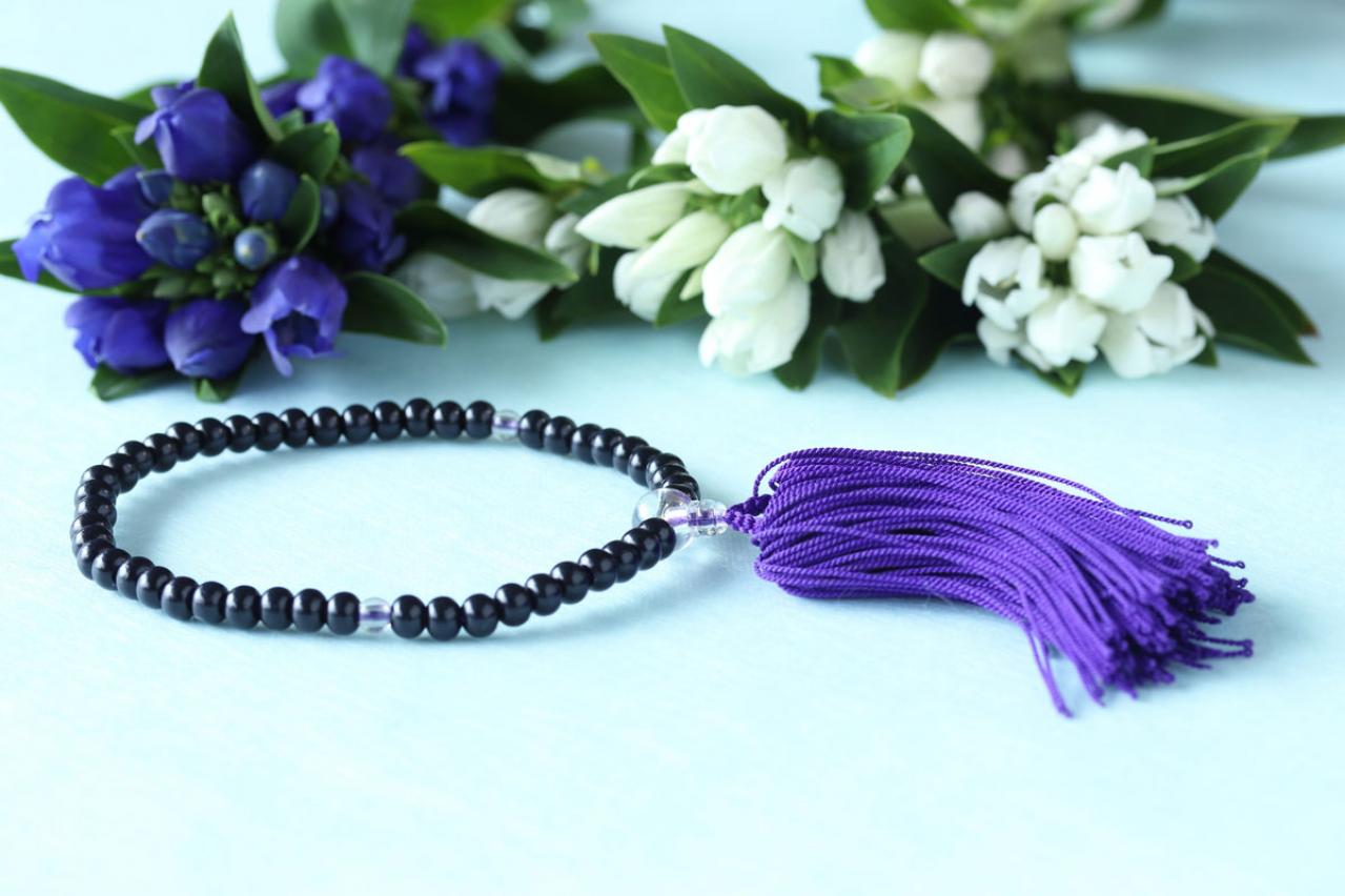 【身近な人が亡くなったとき】通夜、葬儀、告別式で喪家のすることとは？50代から心得ておきたい冠婚葬祭の常識