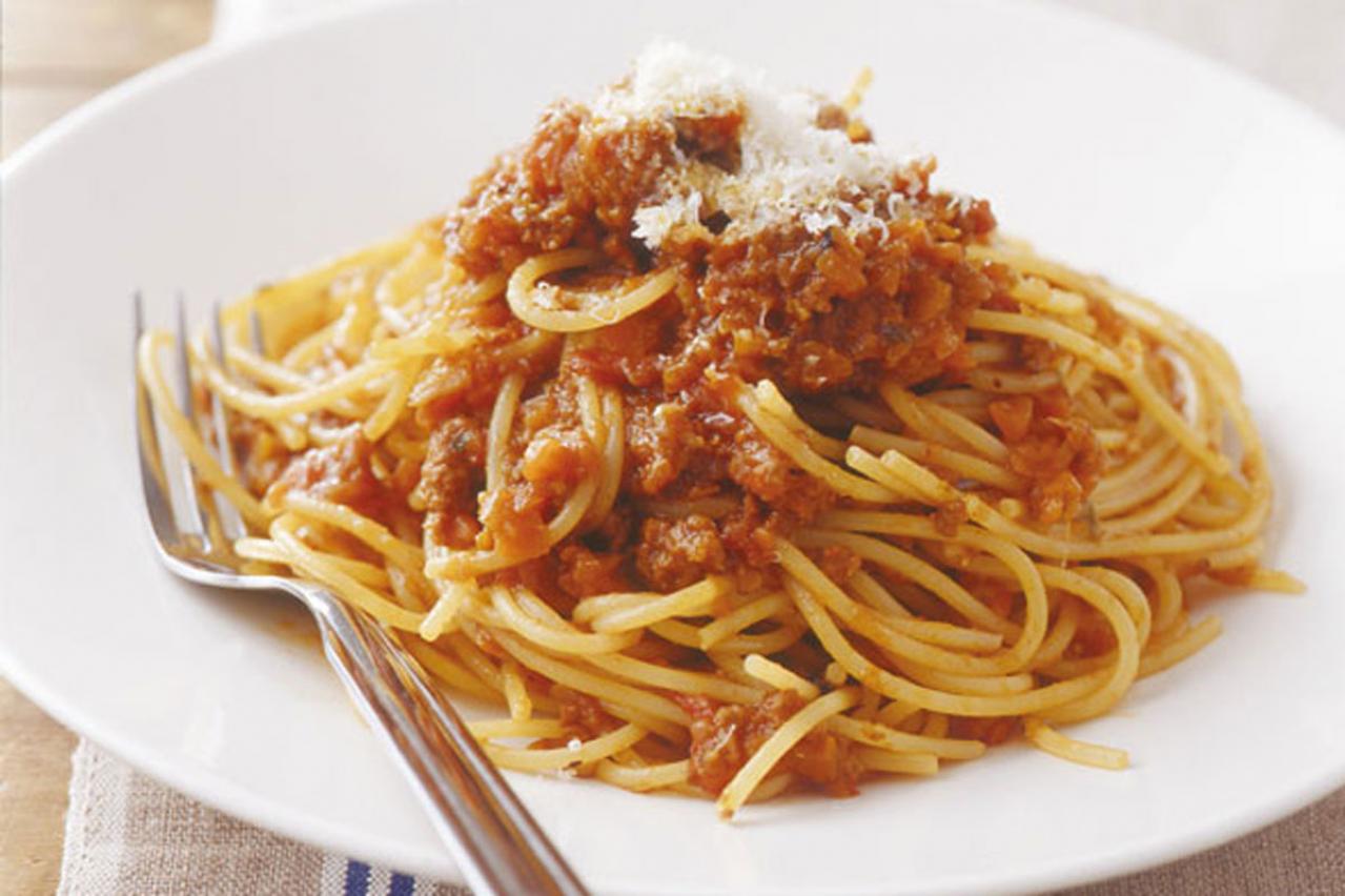 簡単【トマトソース】の作り方を伝授。これを覚えておけば「ミートソース」が極上の味に！