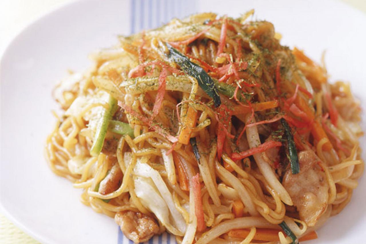 いつもの【焼きそば】が劇的においしくなるソースの配合とは？　4種のバリエも絶品