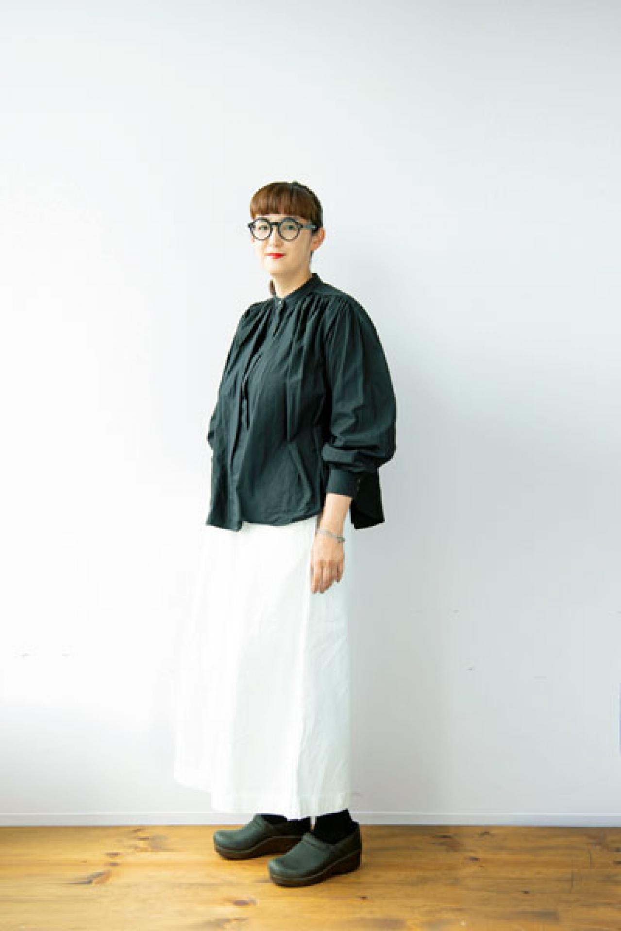 かけるのが楽しみになるめがねとは？　めがねでおしゃれは叶う！　おしゃれなマチュア世代のめがねスタイル（画像4）