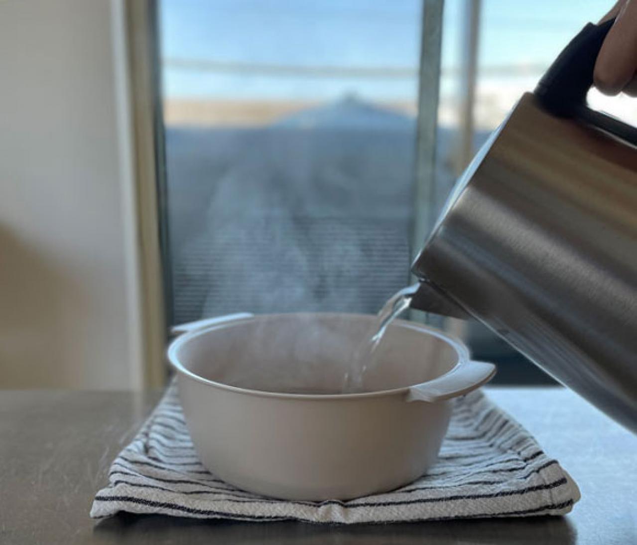 どっしりとした「よいおなべ」を使ってきた人が、【スリコ】の「ビストロヌードル」を使っている理由（画像5）