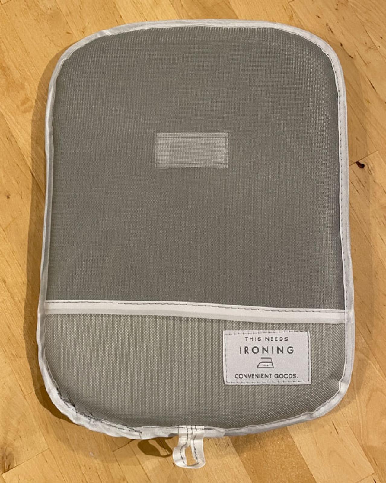 出かける前の１分でしわしわ服がきれいに【スリコ】アイロングローブはアイロン台不要（画像2）