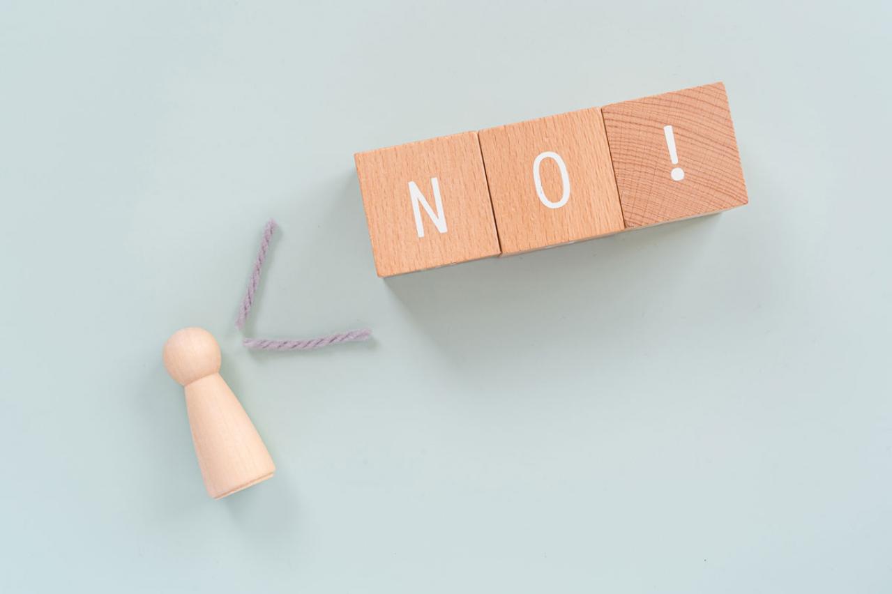 【友達との距離感】親しくなる前となった後に言ってはいけない【６つのフレーズ】とは？