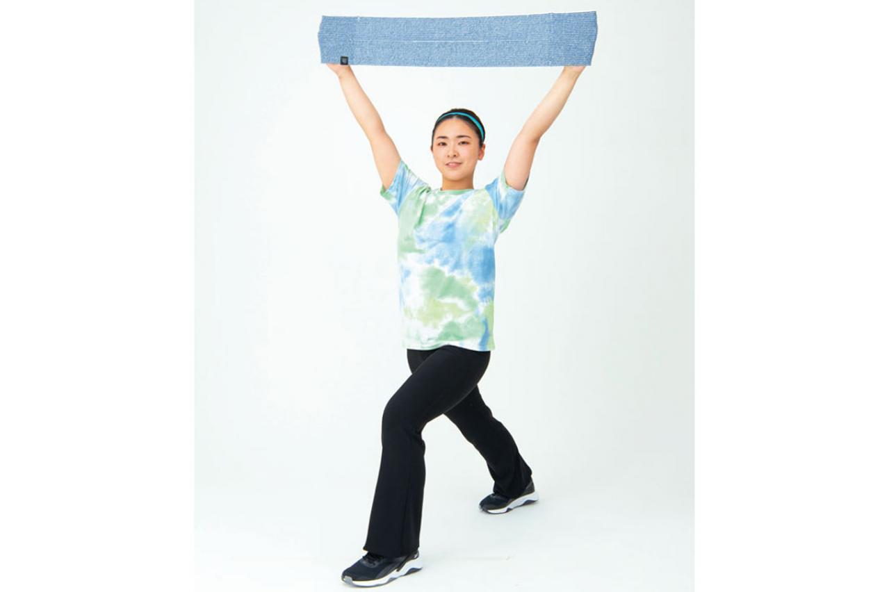 知ってる？タオル１本でできる【PARTY体操】　ガチガチに固まった肩こり、腰痛に。姿勢も整うと話題！