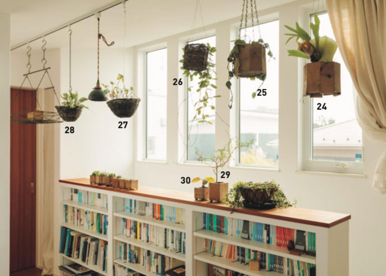 植物と暮らす幸福感ってこんな感じ！　人気インスタグラマーの「光と土を大切にした」インテリア（画像16）