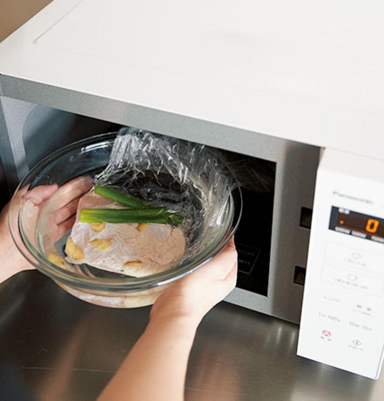 蒸し鶏は【ポリ袋でレンチン】が一番おいしい。しかも簡単！「わが家の蒸し鶏はもうこれしかない」レシピ公開【2023年レシピ部門人気記事TOP5】（画像5）