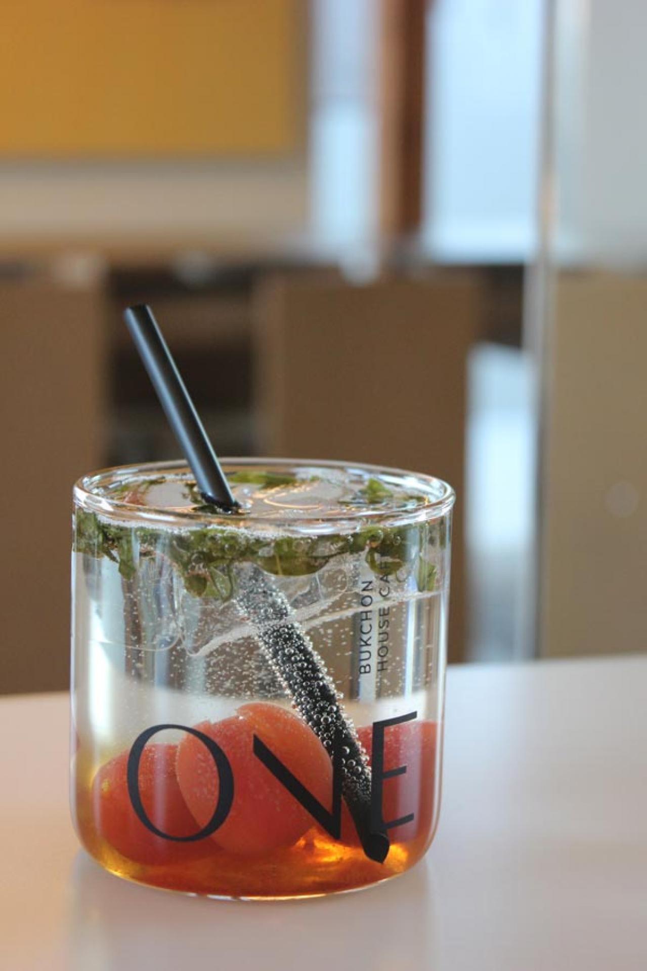 ソウルの最新スポット【伝統的家屋】北村韓屋村の入り口付近にできた、ハイセンスな韓屋カフェ＆ホテルへ（画像6）