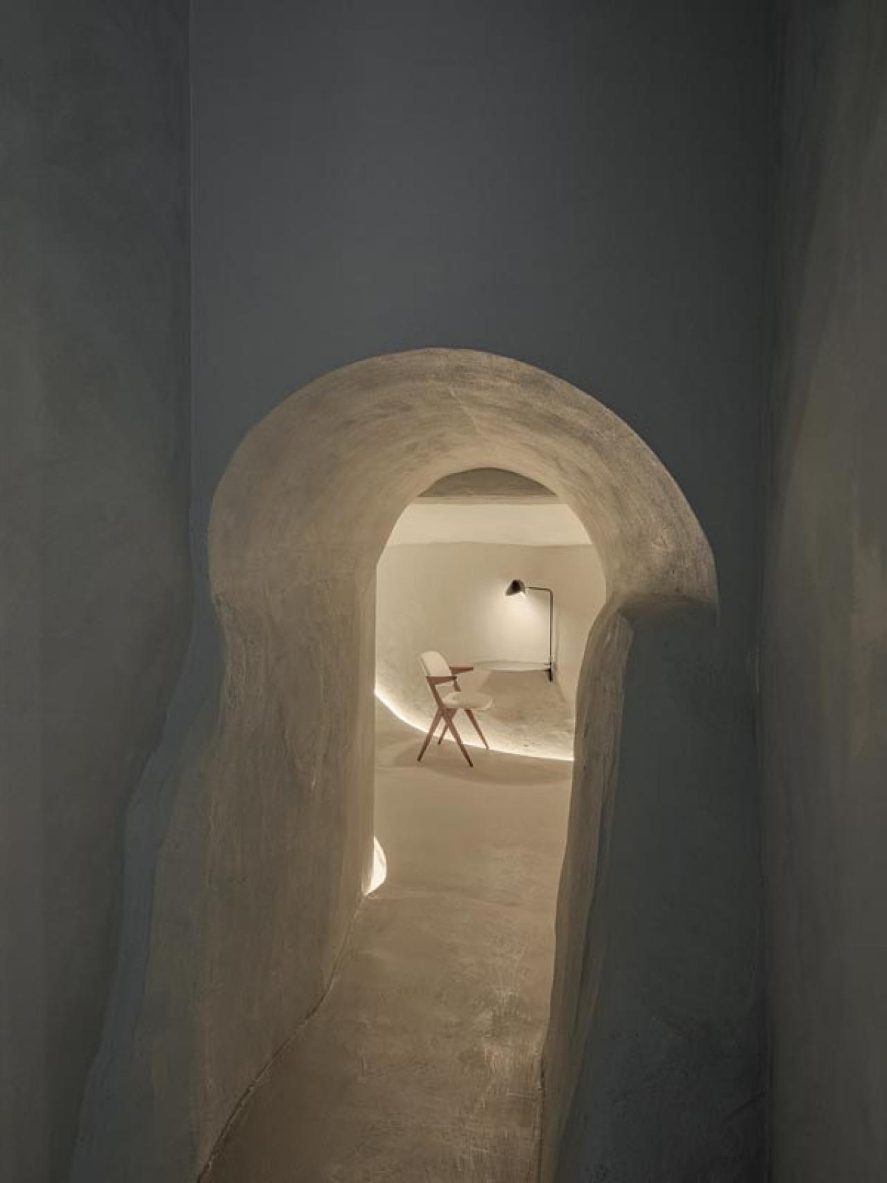 ソウルの最新スポット【伝統的家屋】北村韓屋村の入り口付近にできた、ハイセンスな韓屋カフェ＆ホテルへ（画像12）