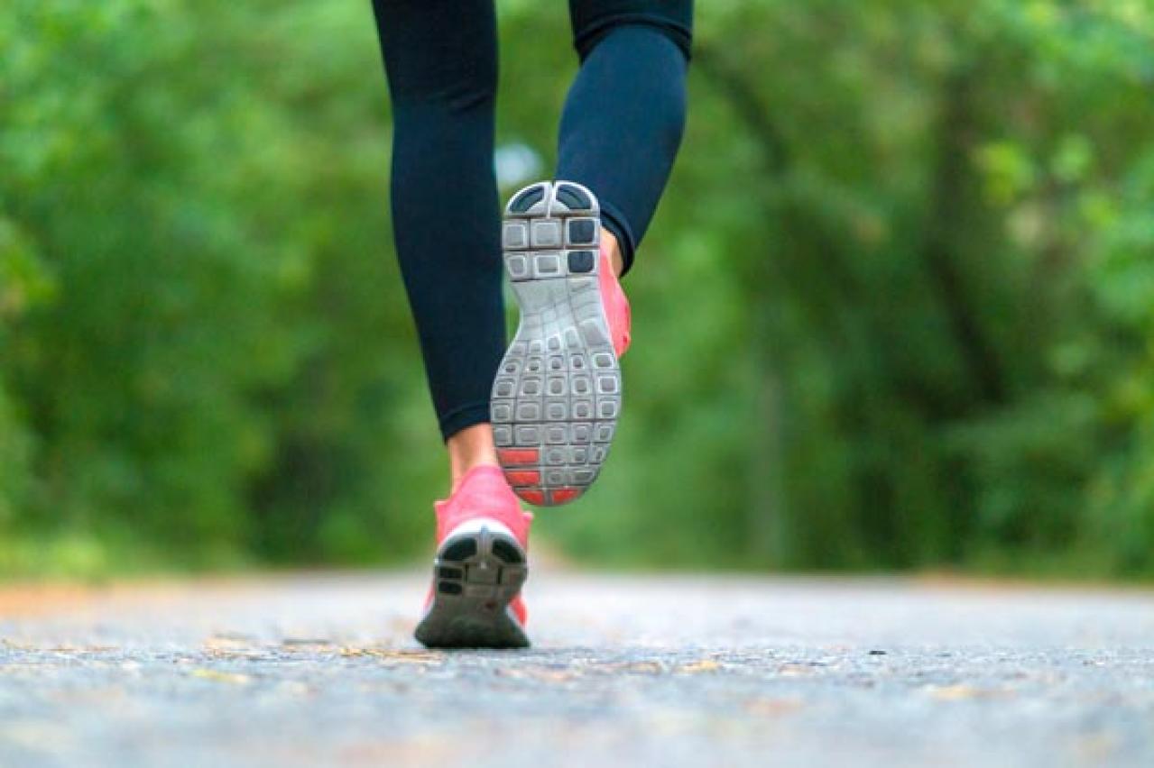 奇跡の78歳！ジーンズをはきこなす谷  玉惠さんが、お尻と脚を強化する【ウォーキング】のコツ（画像5）