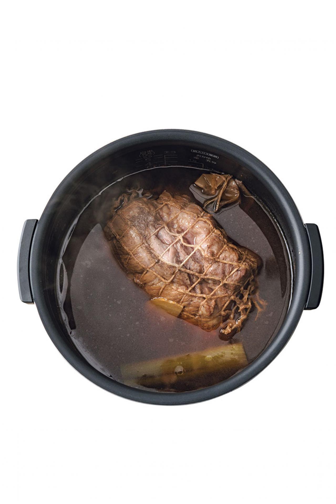 【紅茶煮豚】が炊飯器で手軽に作れる！ほったらかしなのに、深い味わい（画像3）
