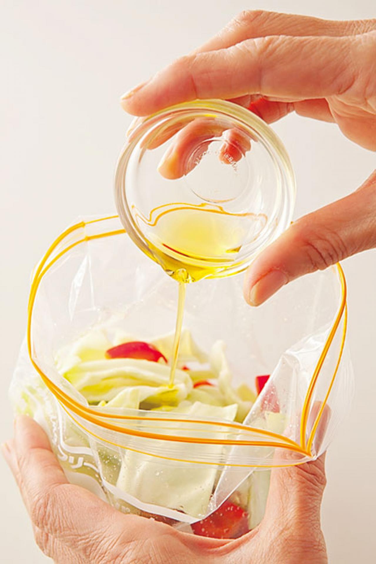 たった１時間漬けるだけ！キャベツのサラダ漬けで野菜不足を解消。きゅうりのサラダ漬けも（画像5）