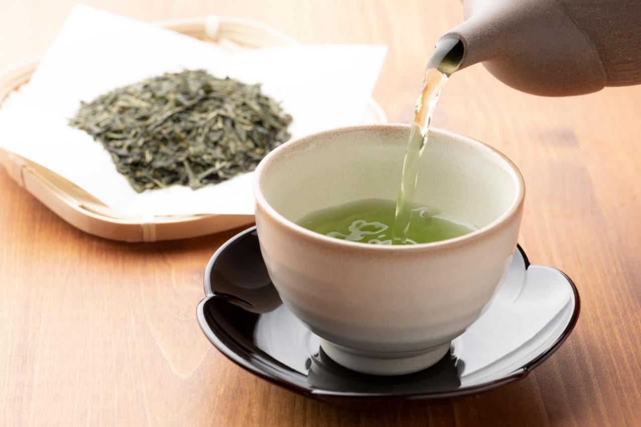 【ダイエット】もう少し体重を落としたい人は、緑茶を飲むタイミングを変えるといい