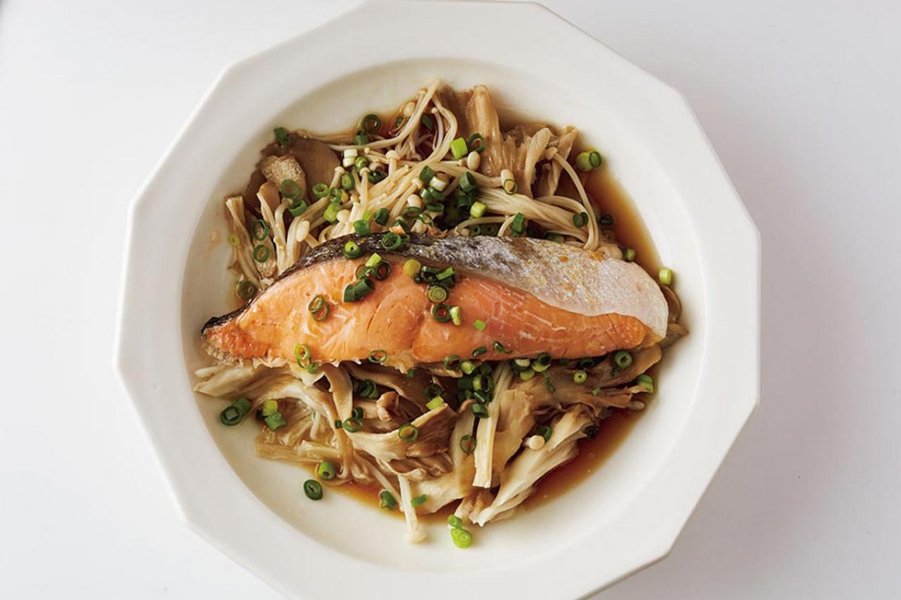 メインおかずがレンチンで即デキ【鮭きのこのバタポン蒸し】【豚こまもやしの中華蒸し】忙しい平日におすすめ