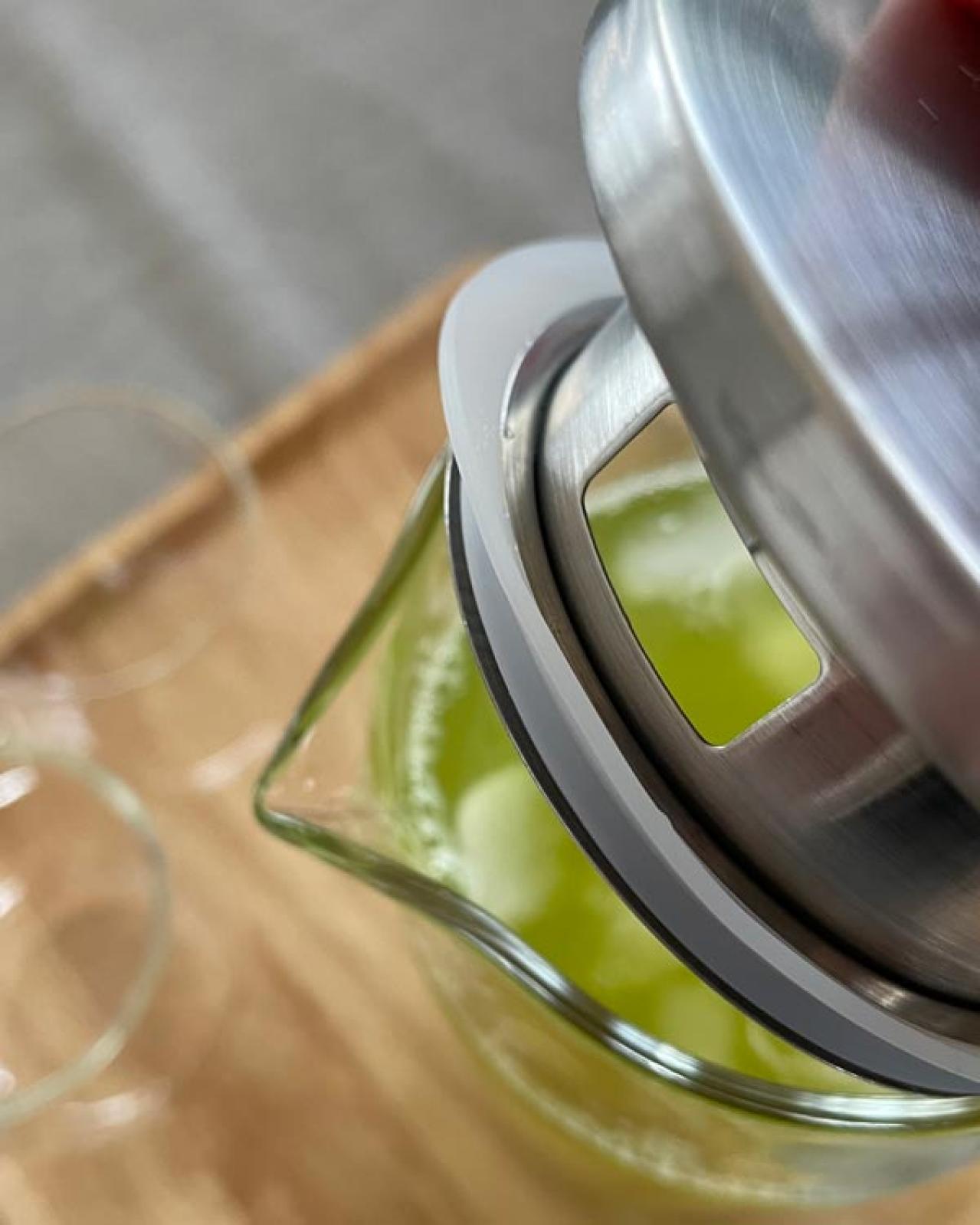 【スリコ】の耐熱ガラスピッチャー。小ぶりで液だれしない。クールなデザインで、ちょっと幸せ（画像4）