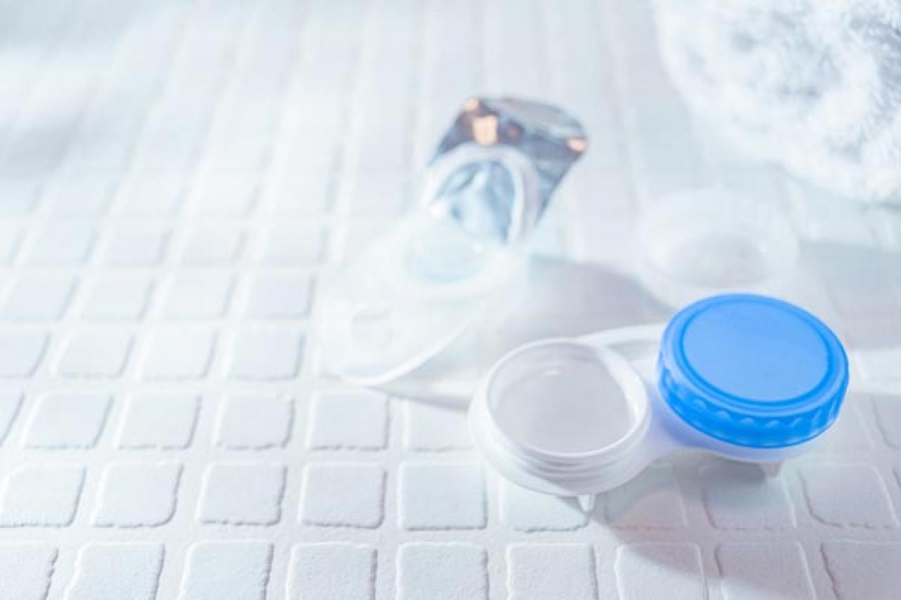 コンタクトレンズを使っている人が老眼になったら、どうする？見えにくさを改善する4つの方法（画像2）