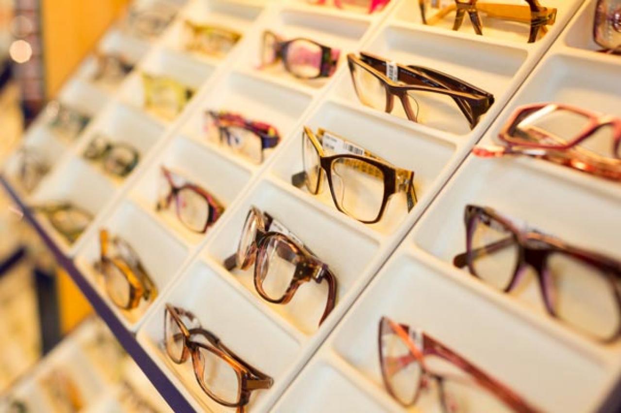 老眼鏡はおしゃれアイテムとして楽しむ！　マチュア世代、これからの目とのつきあい方は？（画像3）