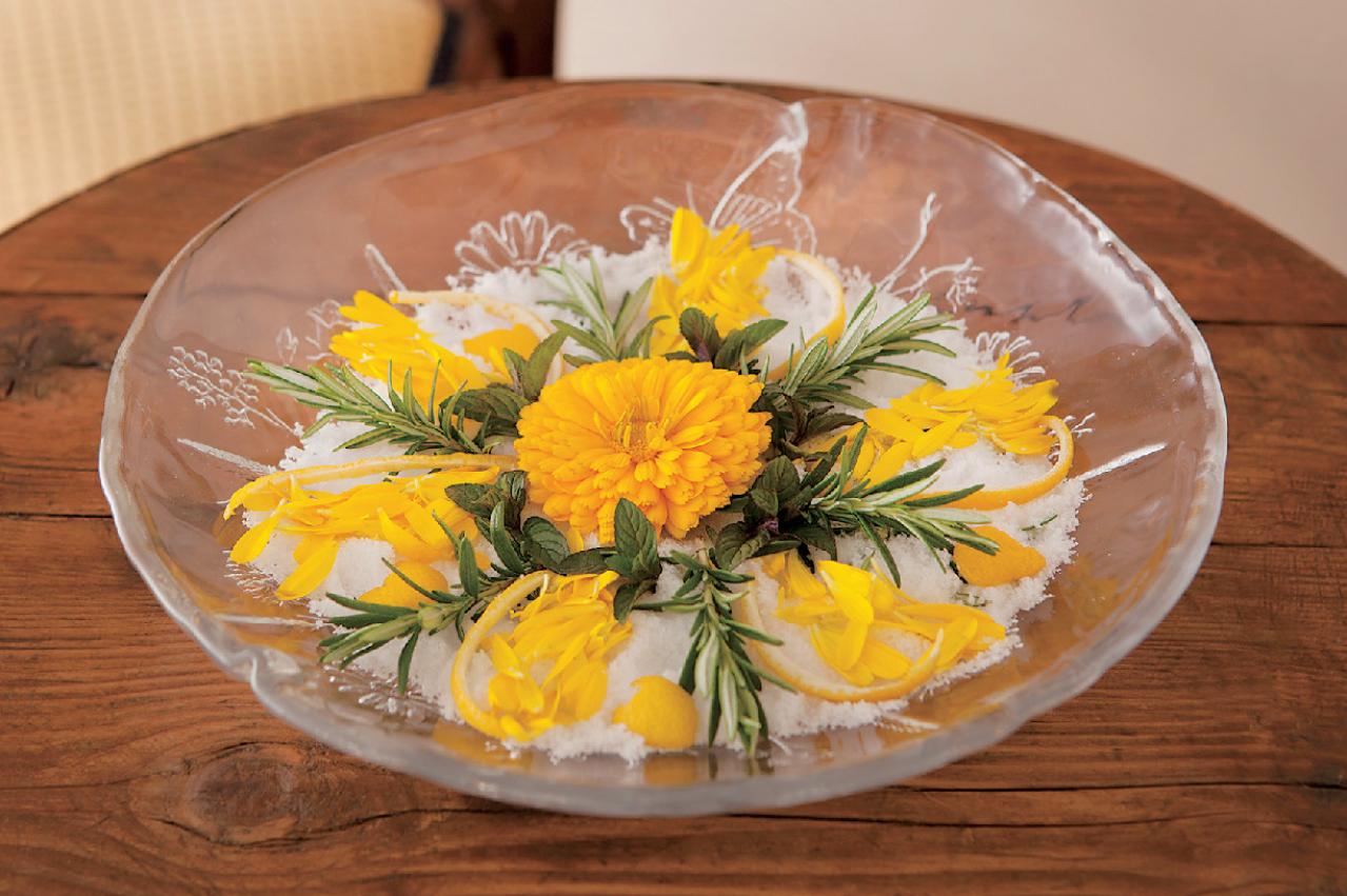 【ガーデニング】ラヴェンダー、ミントなど香り高いハーブを美容や暮らしに活用するには？