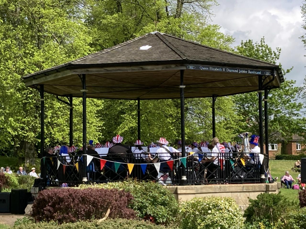 【英国流ガーデニング】イギリスの街中が花であふれたチャールズ国王の戴冠式（画像12）