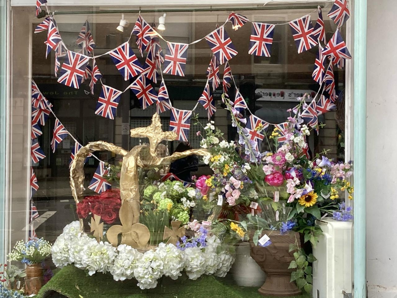 【英国流ガーデニング】イギリスの街中が花であふれたチャールズ国王の戴冠式（画像8）