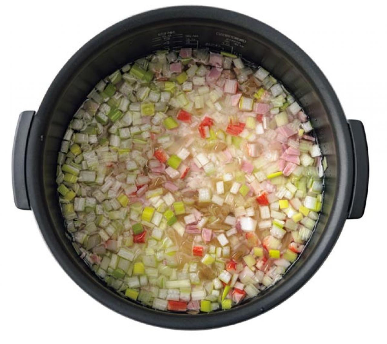 ぺチャッとしないパラパラチャーハンが【炊飯器】でできる！卵フワフワのレシピ公開（画像2）