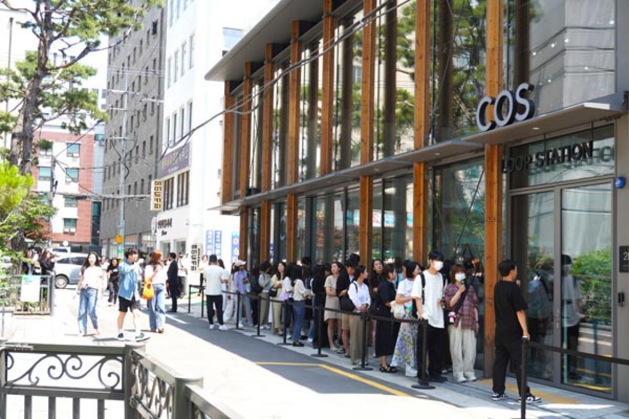 益善洞（イクソンドン）で昔ながらの街並みを楽しむ。「ウ・ヨンウ弁護士は天才肌」のロケ地や、COSのポップアップも！（画像11）