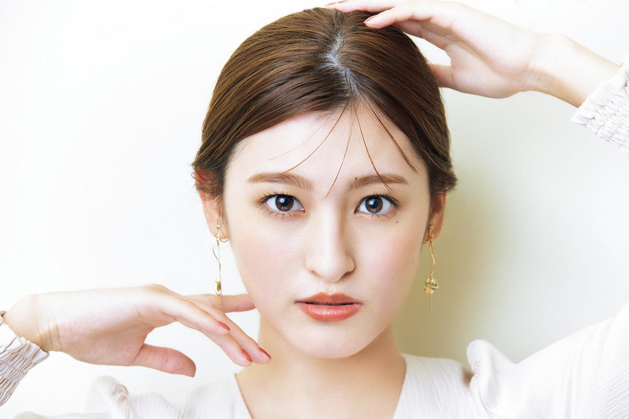 キュッとした小顔になると今、話題の【顔面縮小マッサージ】