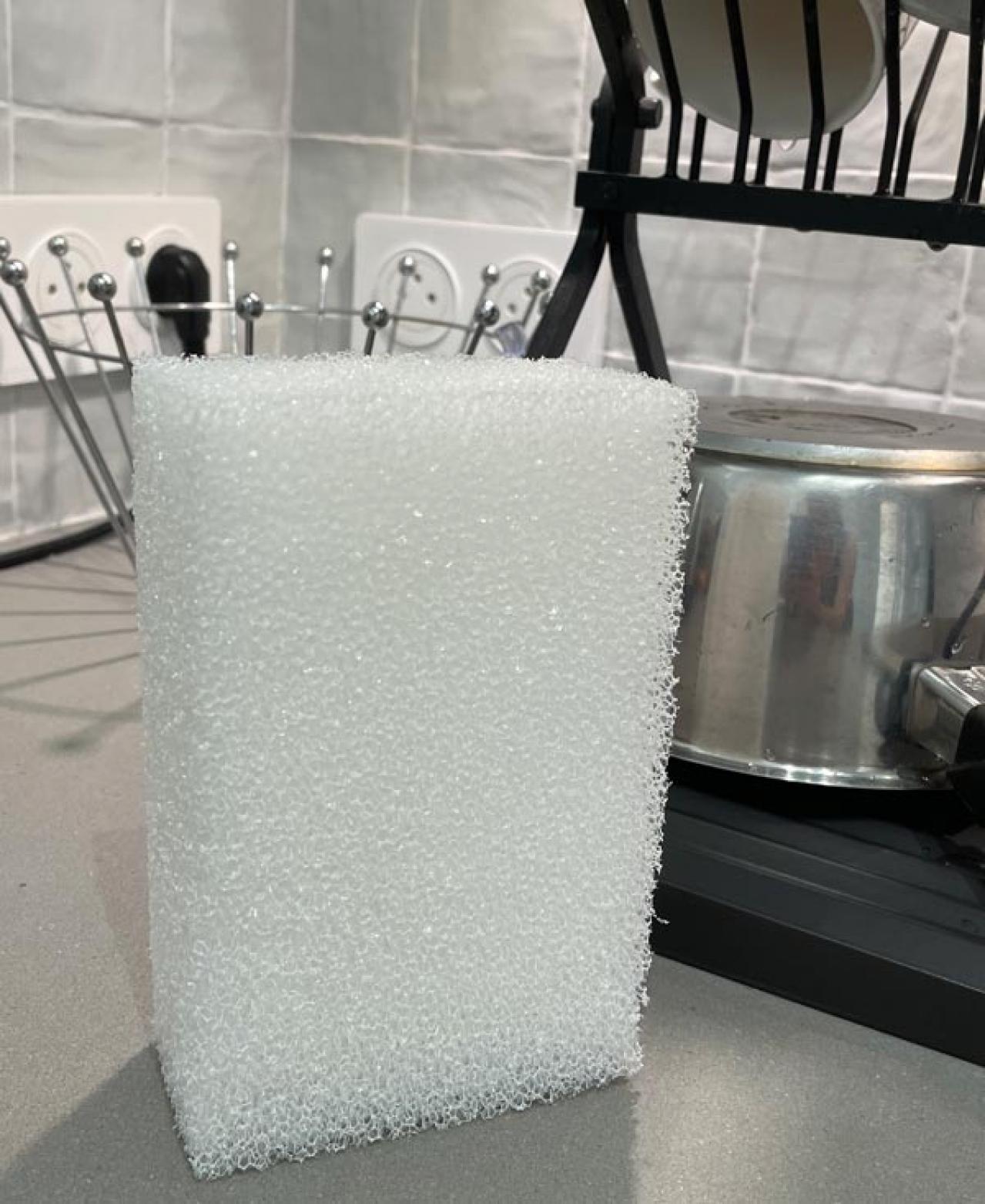 【スリコ】の「めくって使える薄手スポンジ」なら、毎日新品！ラクに清潔を叶えてくれる（画像3）