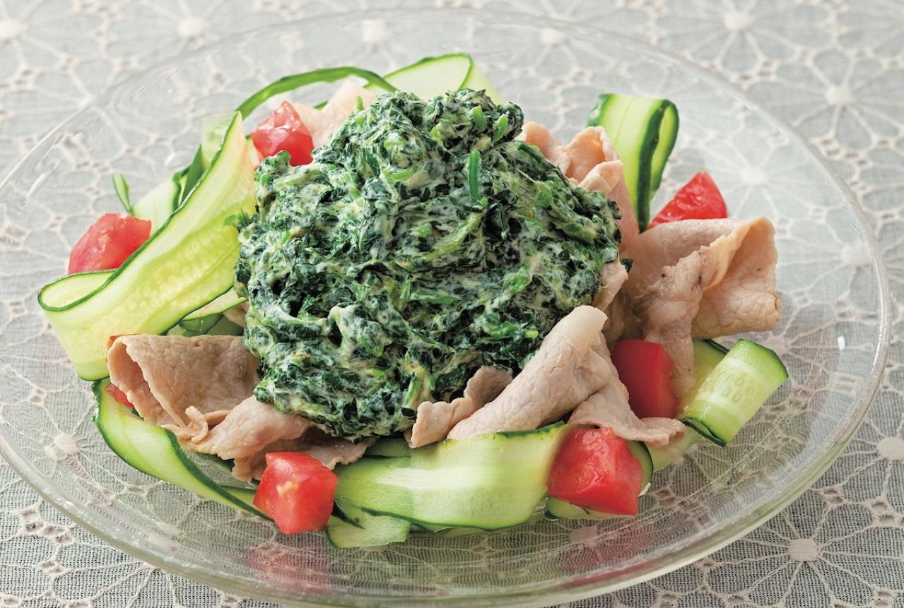 【モロヘイヤ】の簡単でおいしい主菜＆副菜2選「ドライカレー」「豚しゃぶサラダ」