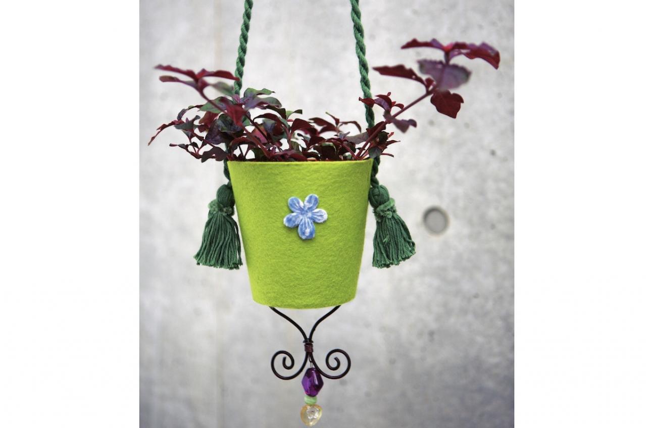 【ガーデニング】気軽におしゃれに楽しめる「観葉植物」のハンギングアイデアとは？