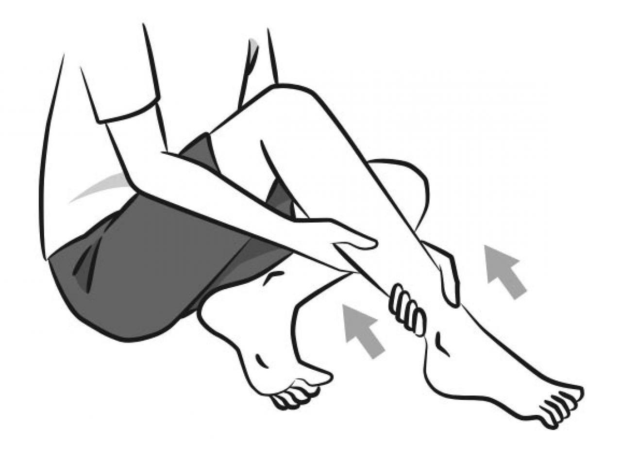 足がつった！緊急時の対処法。伸ばしても治らないときは？【こむら返り】（画像6）