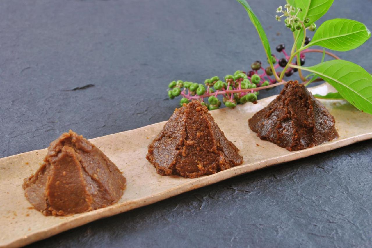 「美味しんぼ」でも紹介！新潟の味噌星六の二年もの　しらいのりこさん絶賛【料理家の人気のお取り寄せ】  	