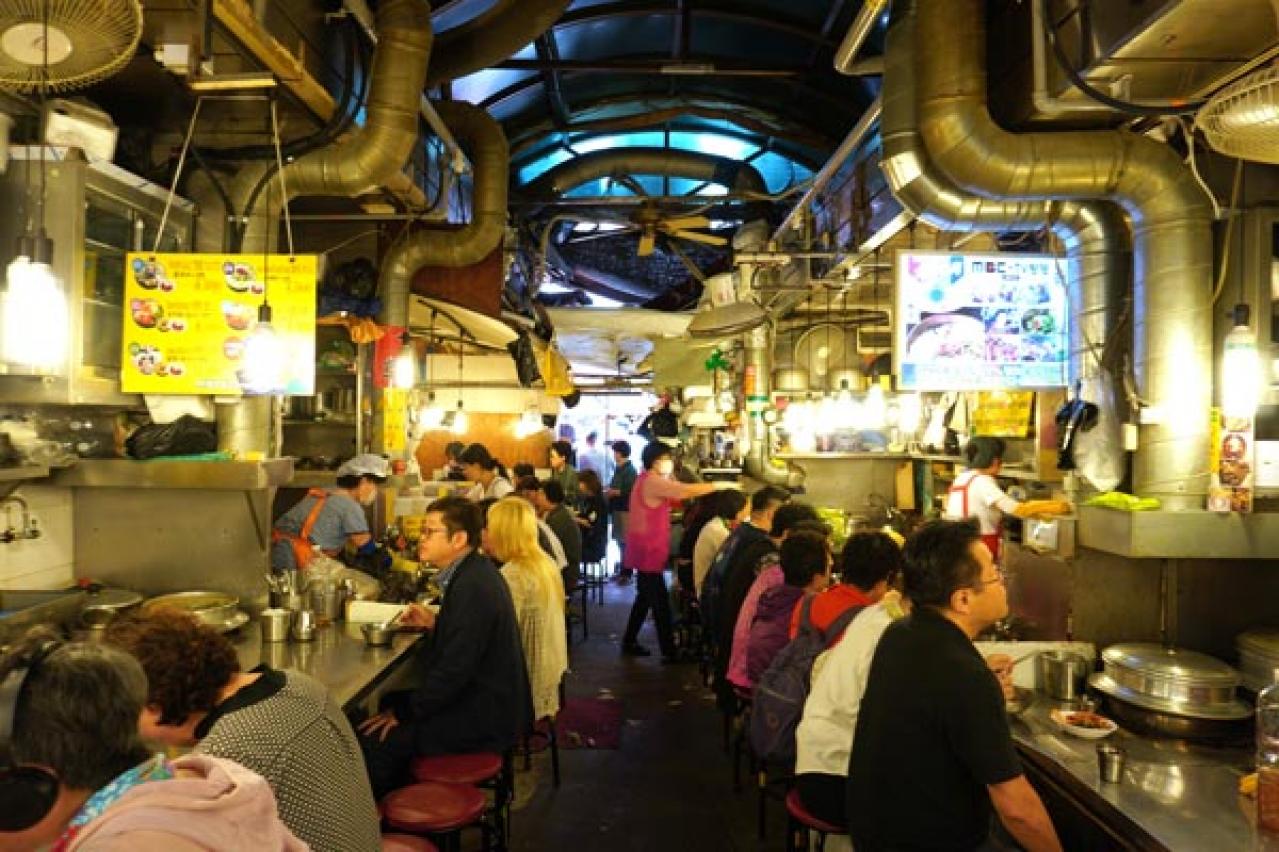 ソウル観光の定番  南大門市場で買い物＆食事。ニューオープンのBTS公式ストアもチェック！（画像5）