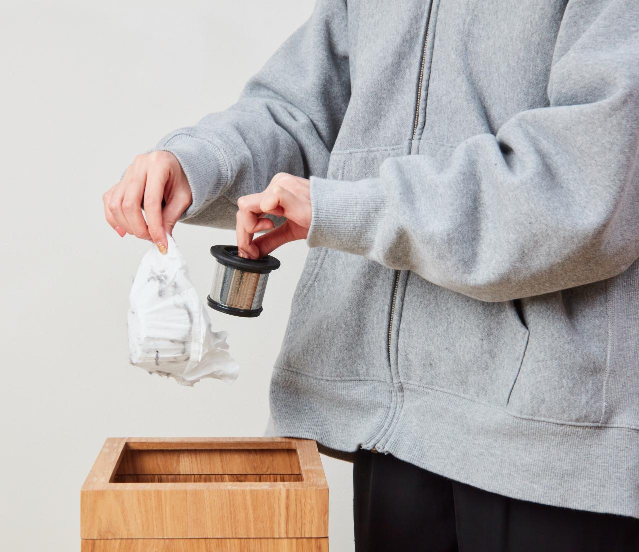 軽くてゴミ捨てがラク！ 50代からの【スティック型クリーナー】3選｜家電のプロ・神原サリーさんおすすめ（画像10）