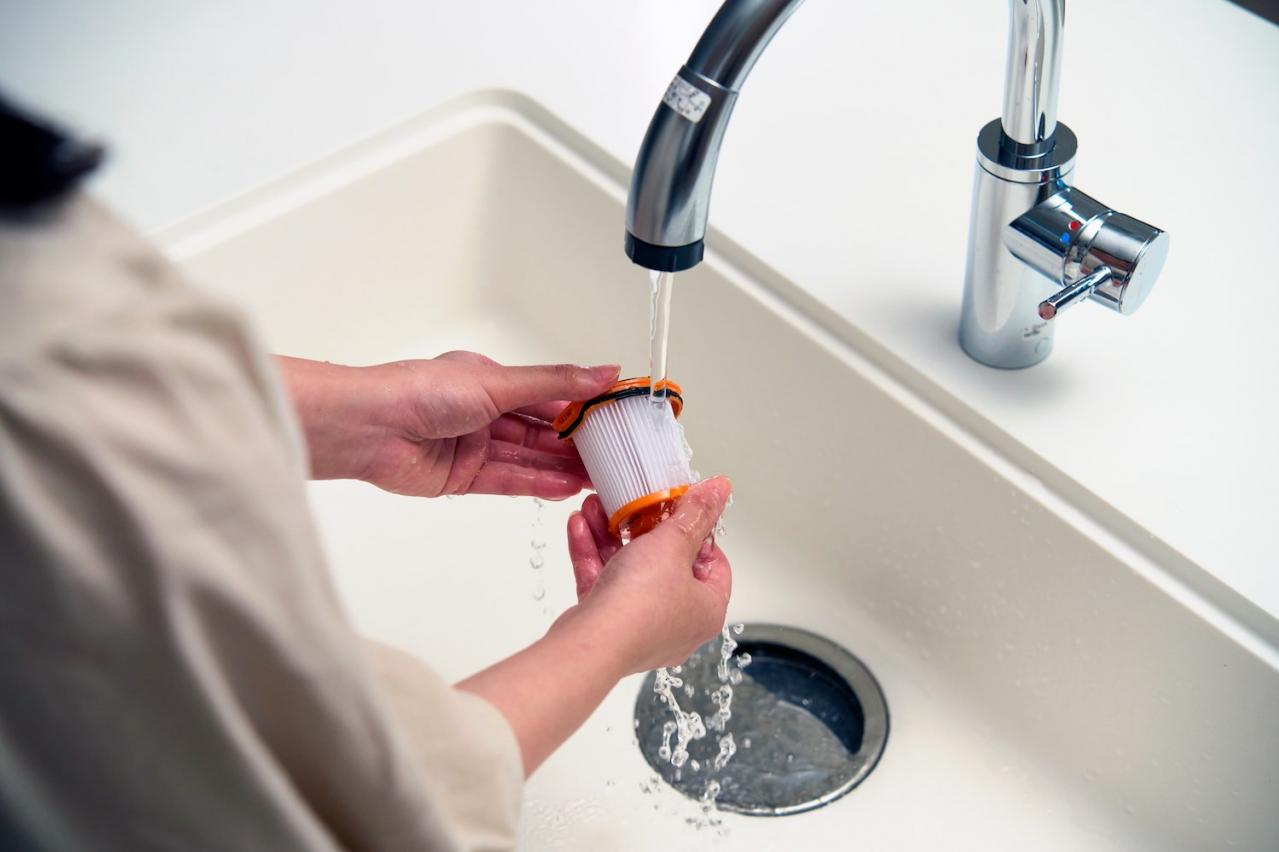 軽くてゴミ捨てがラク！ 50代からの【スティック型クリーナー】3選｜家電のプロ・神原サリーさんおすすめ（画像7）