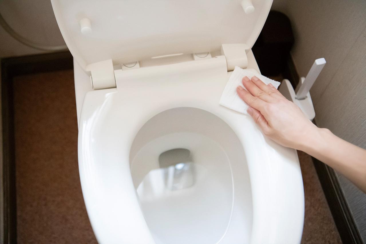 【トイレのついで掃除】このひと手間でニオイとしつこい汚れを防げる！（画像4）