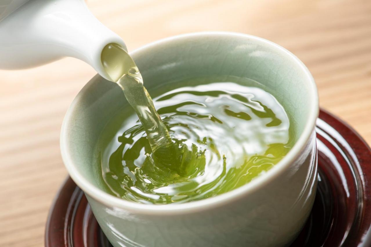 新茶と三番茶の違い。カテキン類が多く含まれるのはどちら？【緑茶ダイエット】（画像2）