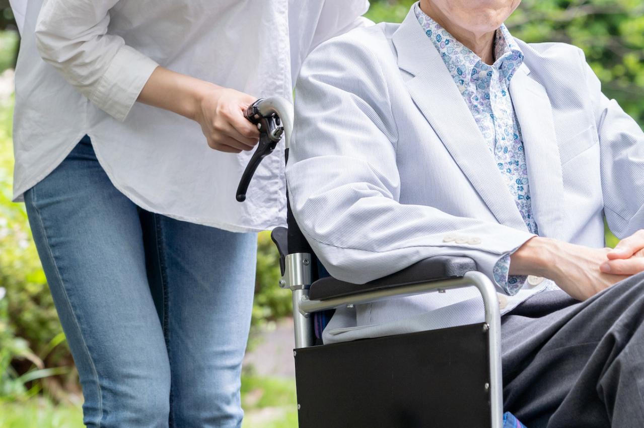 義姉が介護してくれているのですが、父への接し方にモヤモヤします【坂東眞理子さん】のすっきり人生相談