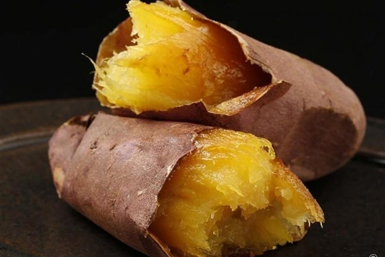 レベルが違う！「蔵出し焼き芋」冷たいままでも焼きいもアイスのようで美味しい【料理家に人気のお取り寄せ】（画像2）