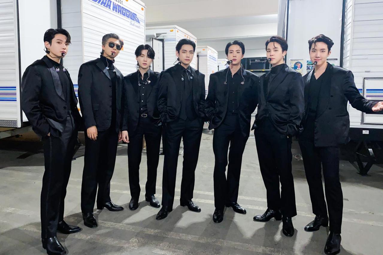 BTS10年の軌跡を記録した、唯一無二のドキュメンタリー「BTS Monuments: Beyond The Star」（ディズニープラス）の場面写真が一挙公開