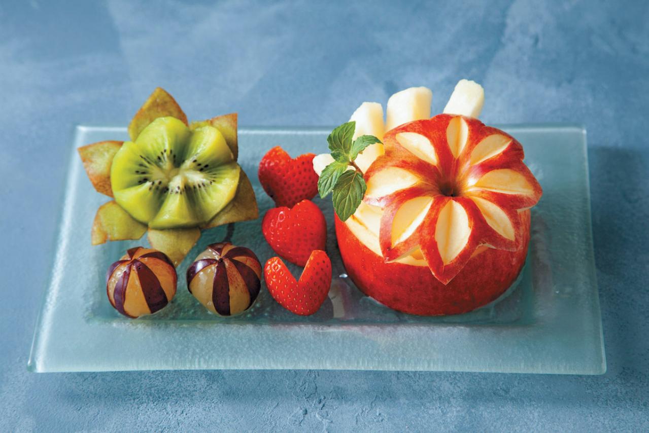 【大人かわいい飾り切り】おなじみのフルーツでおもてなし感を演出できる「アップルカッププレート」