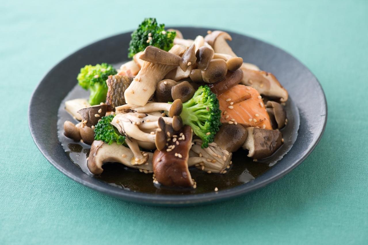 【年末年始の副菜作りおき】野菜不足を解消する！簡単「和風マリネ」2選