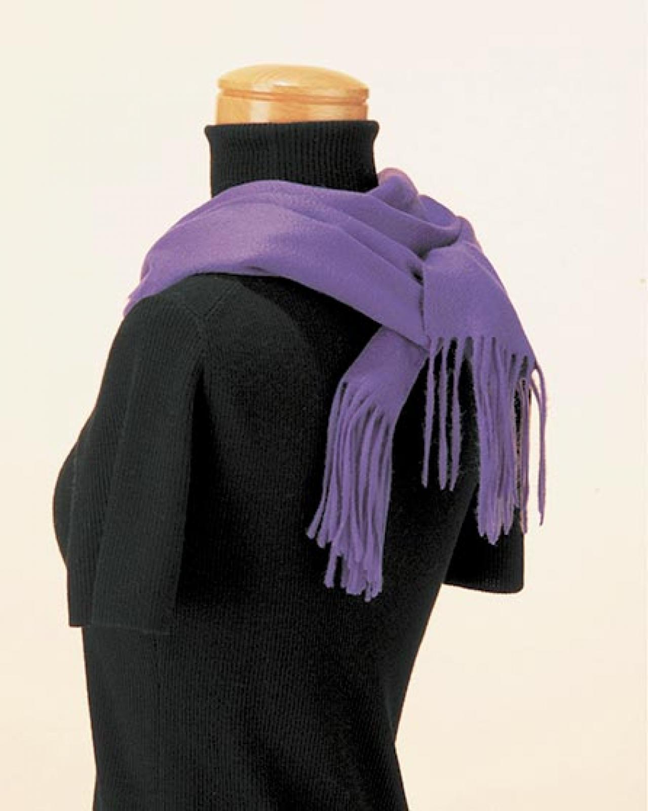 マフラーの巻き方【2選】「ツイストオフタートル」と「2重巻きサイドノット」 後ろ姿も素敵に！（画像14）