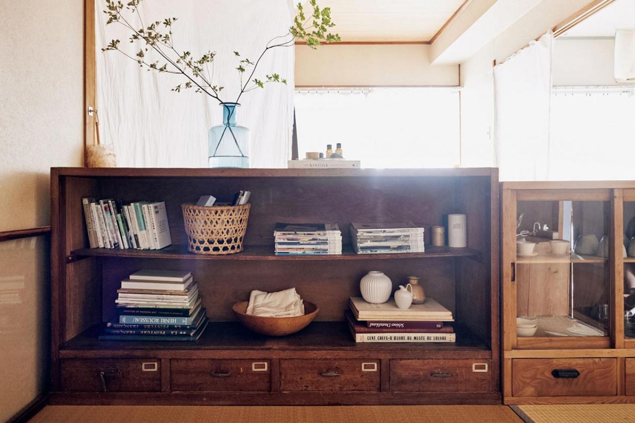 大人のひとり暮らし【後編】「初めてのアートを飾るため家具の配置を変えました」インフルエンサー  しょ〜こさん（画像2）