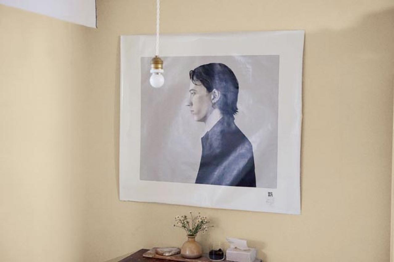 大人のひとり暮らし【後編】「初めてのアートを飾るため家具の配置を変えました」インフルエンサー  しょ〜こさん（画像6）