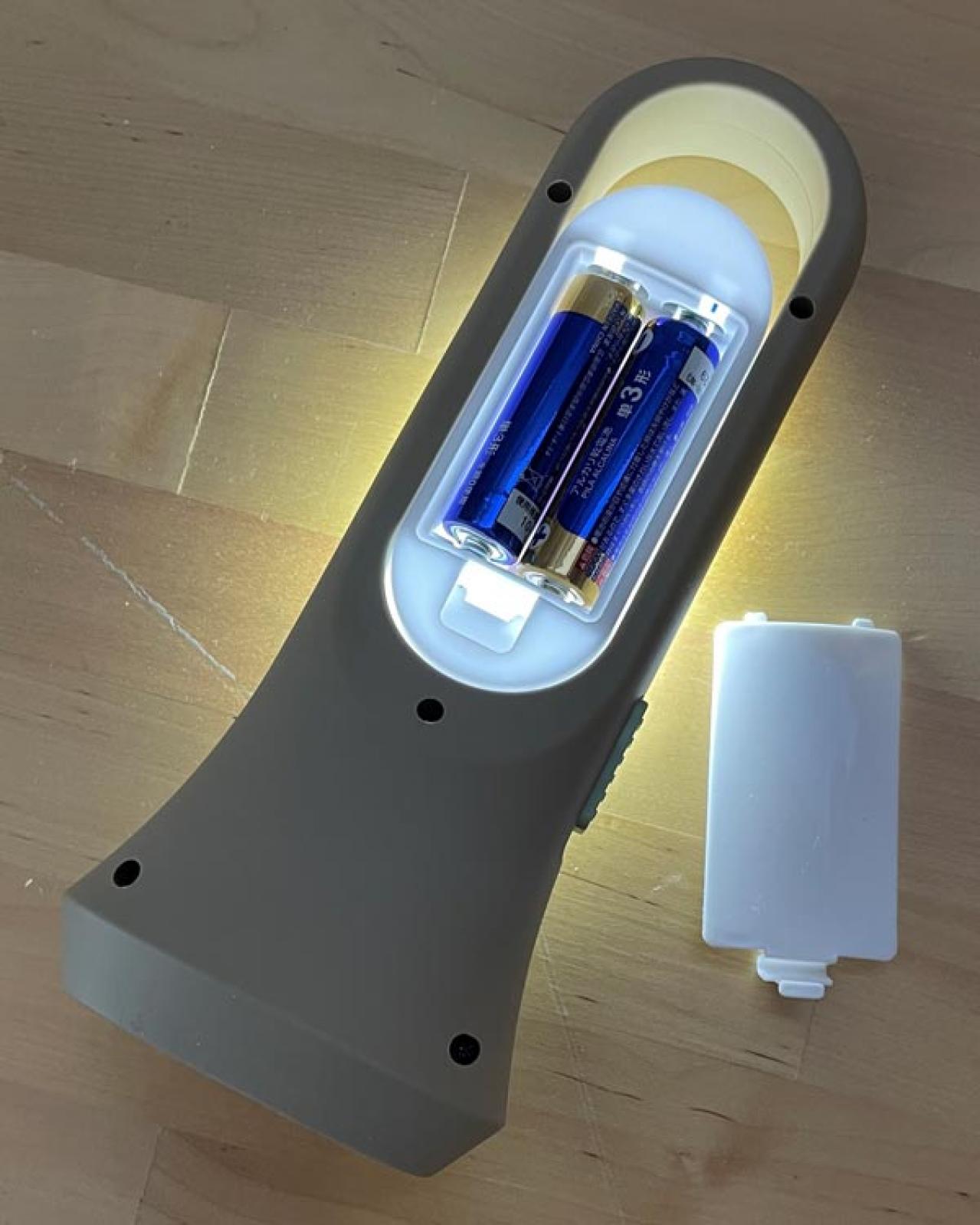 【スリコ】の防災グッズ 懐中電灯にもなるインテリアライト。置いても吊り下げてもOK！（画像4）