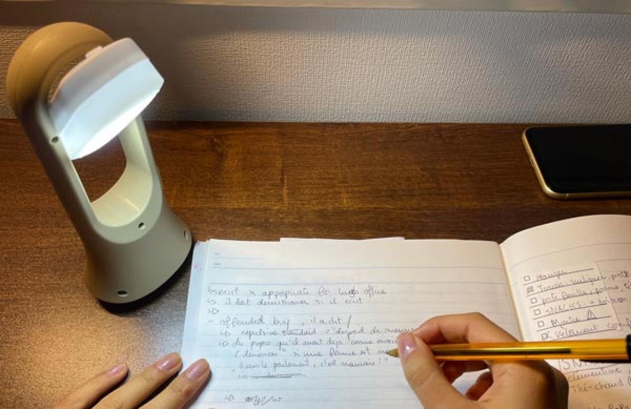 【スリコ】の防災グッズ 懐中電灯にもなるインテリアライト。置いても吊り下げてもOK！（画像5）